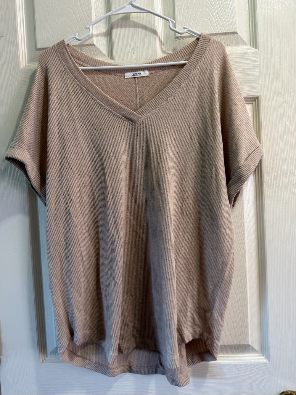Ribbed V-Neck Short Sleeve Top